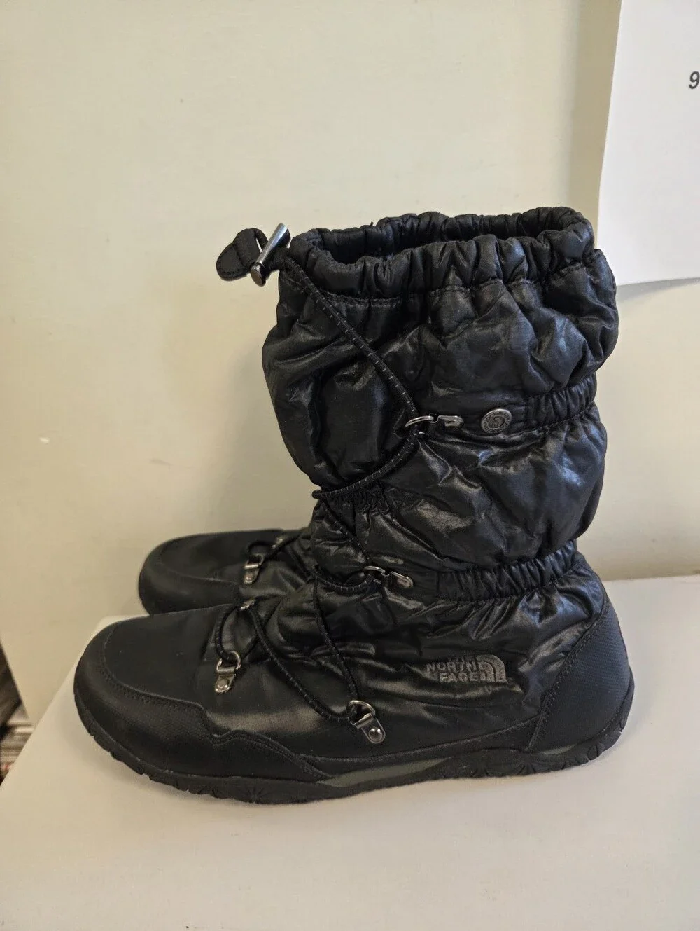 The North Face Ice Queen Quilted Winter Waterproof Snow Boots with Toggle Laces